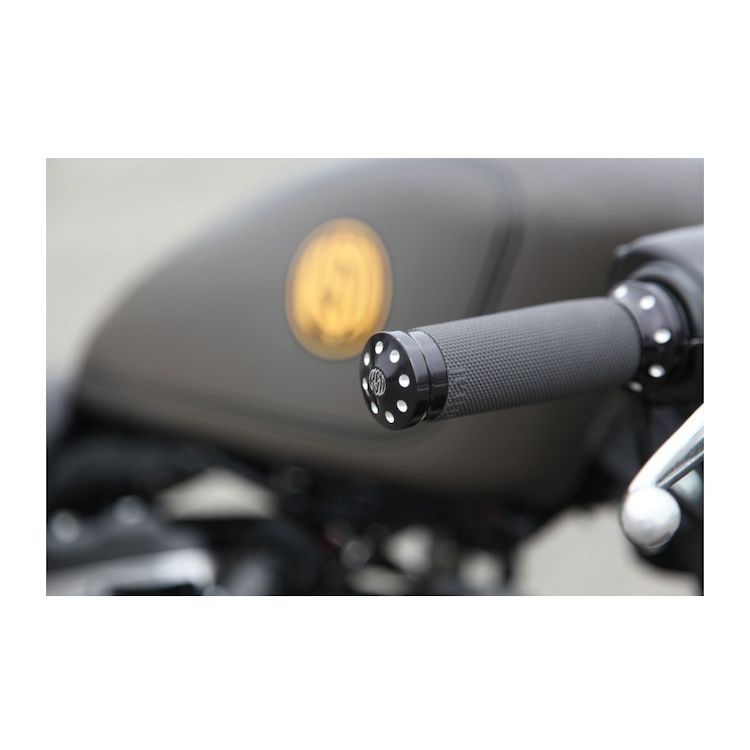 Tracker Grips