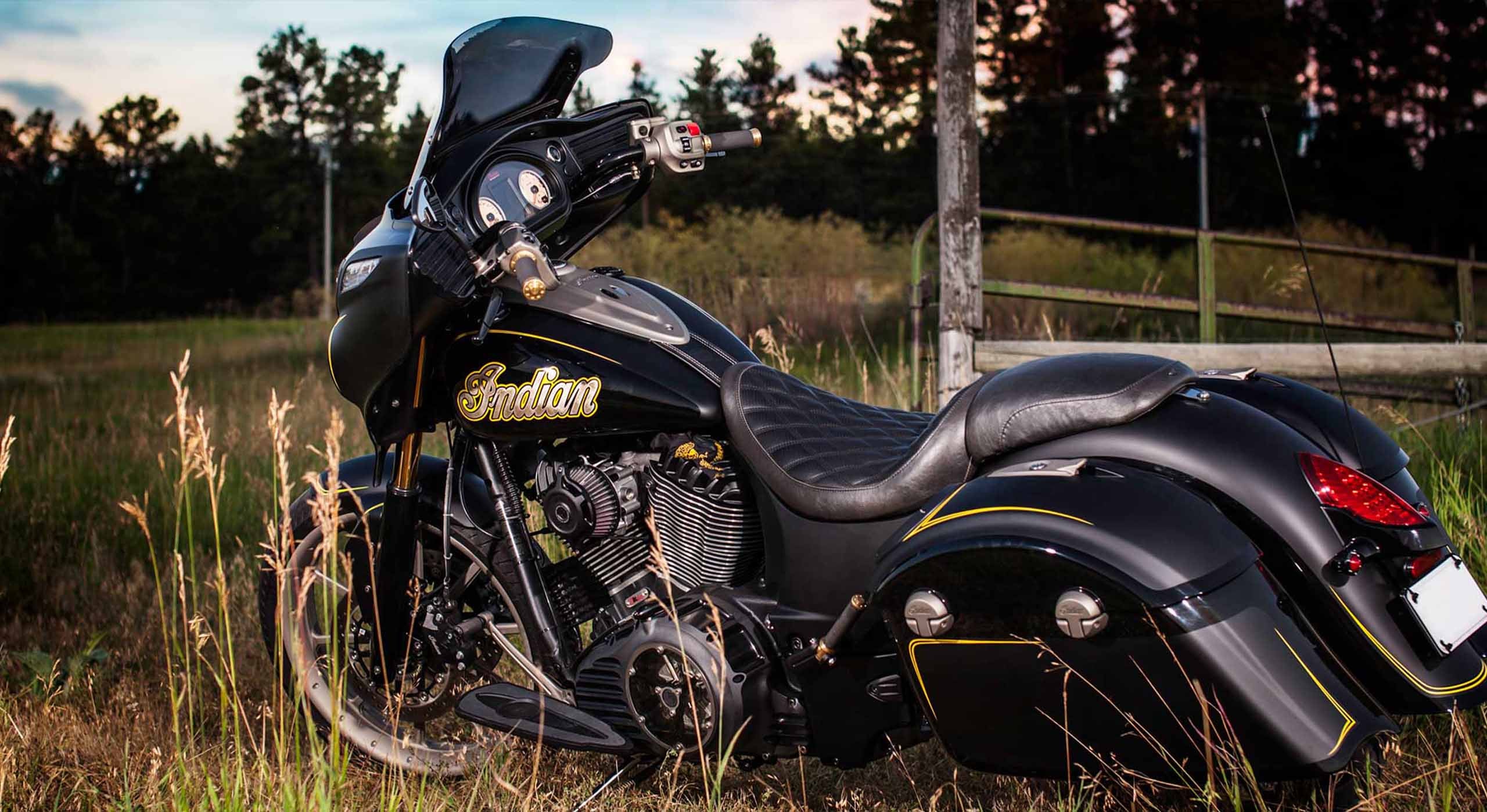 2015 Indian Chieftain by Justyn Amstutz
