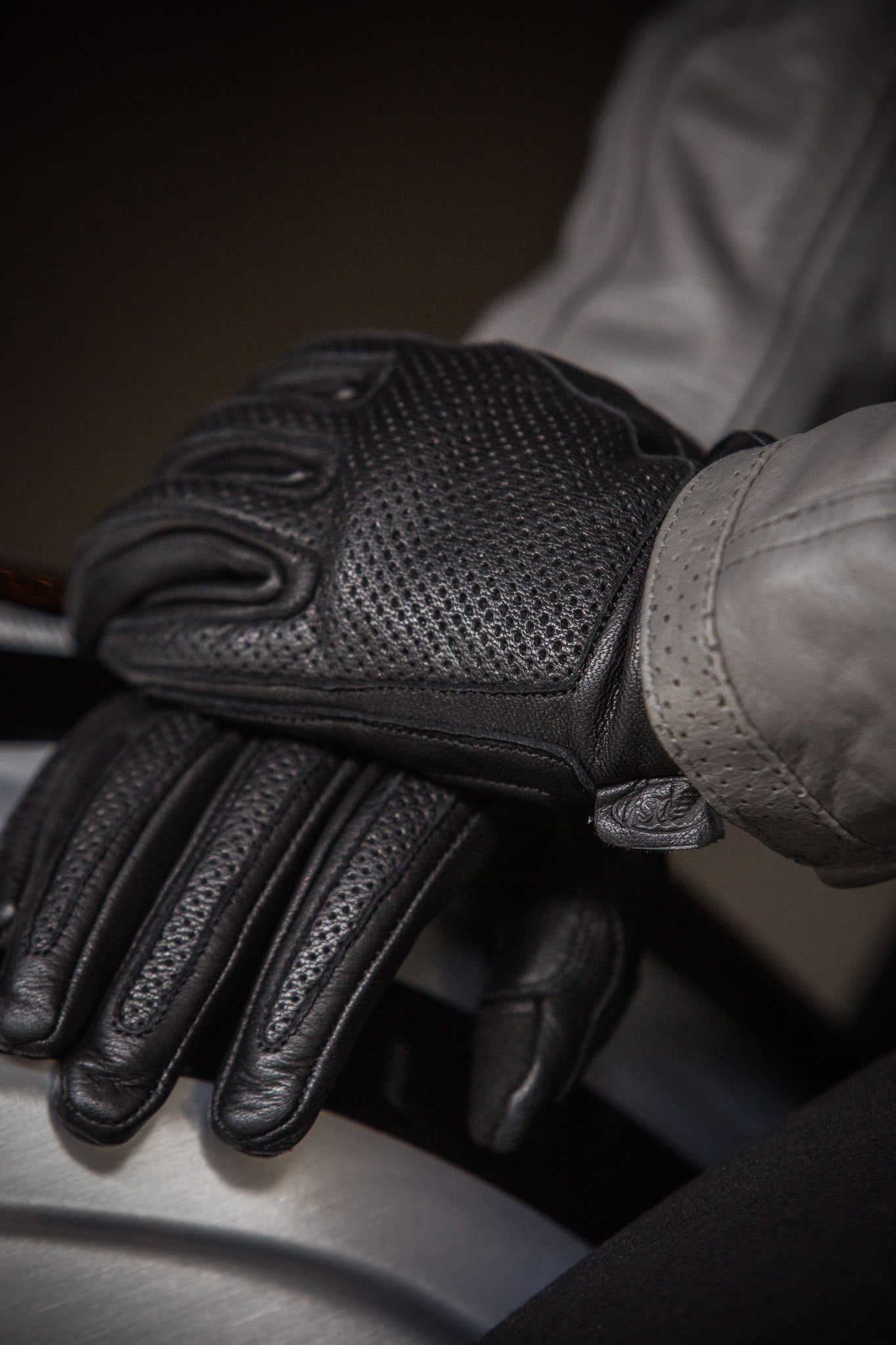 Women's Loma Gloves CE