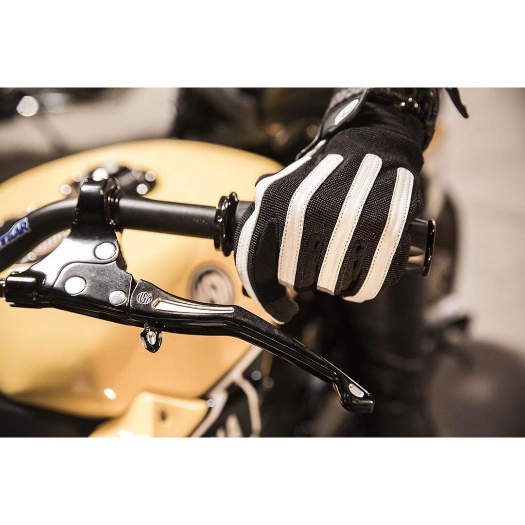 Strand Gloves